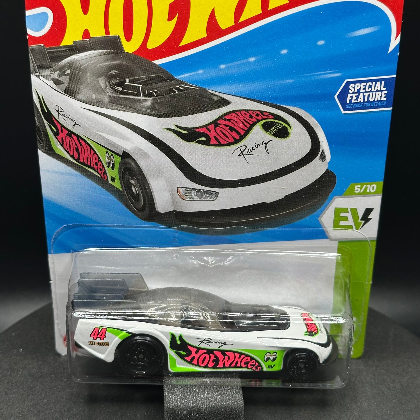 Hot Wheels Supercharged White