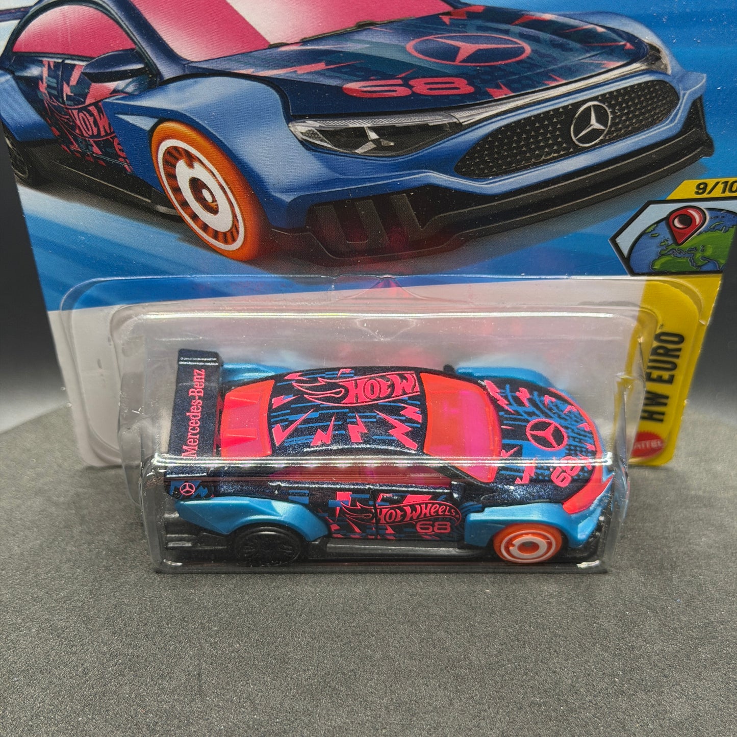 Hot Wheels Mercedes Benz CLA HW Blue Pink
