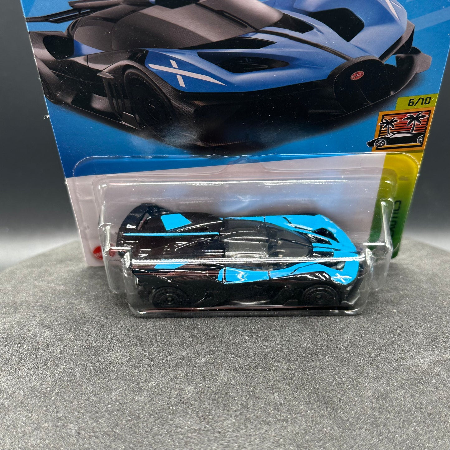 Hot Wheels Bugatti Bolide Blue