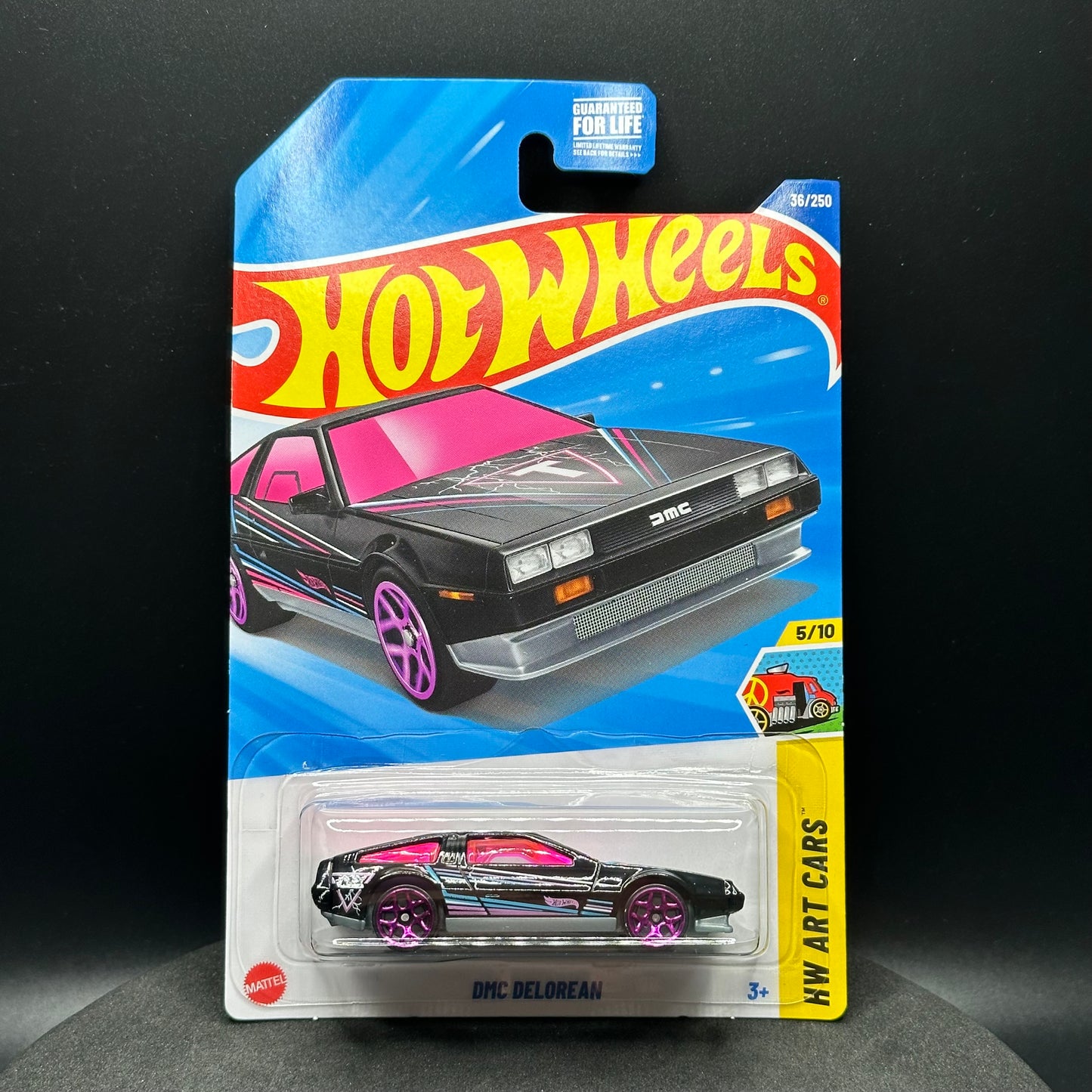 Hot Wheels DMC DeLorean Black & Pink