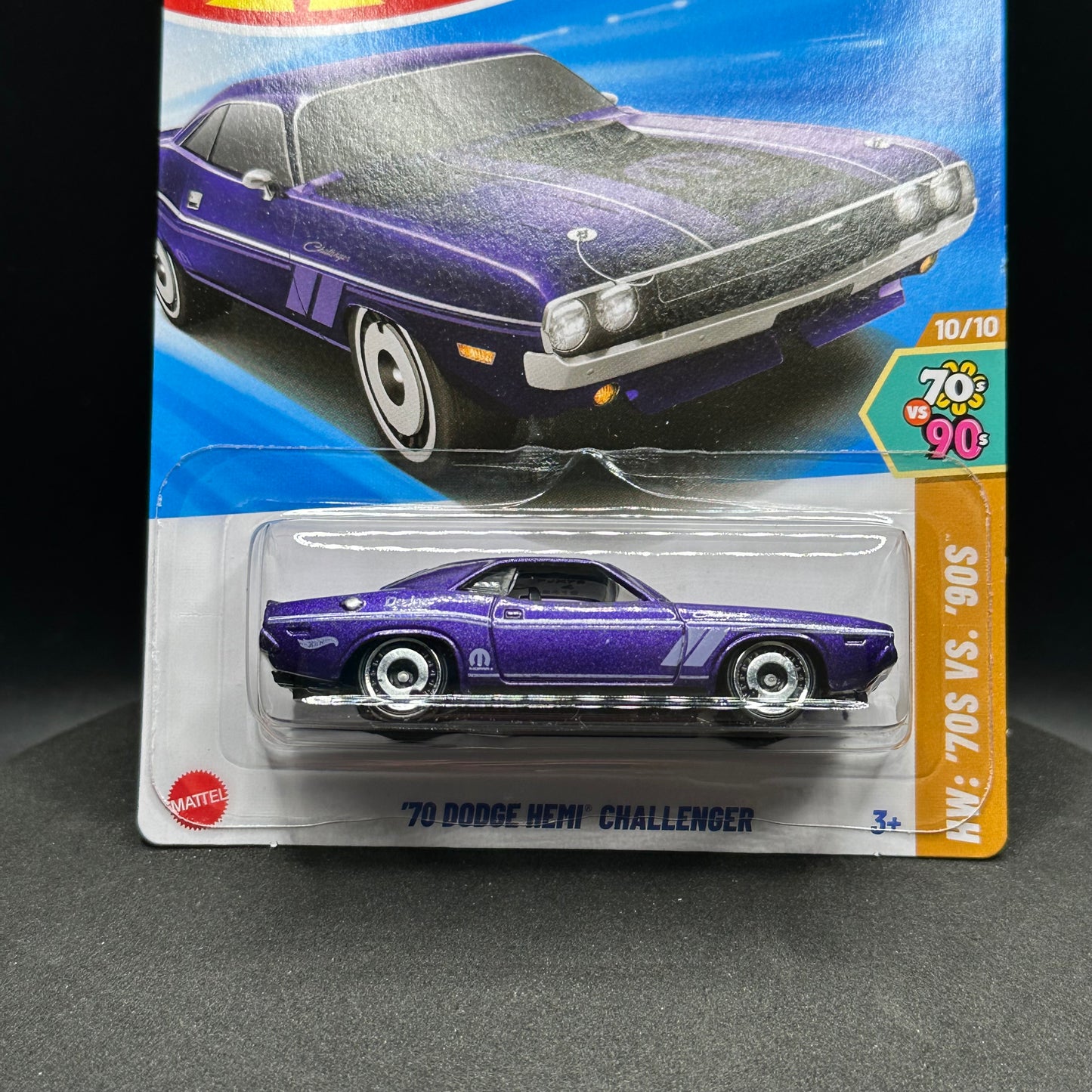 Hot Wheels Dodge Hemi Challenger Purple