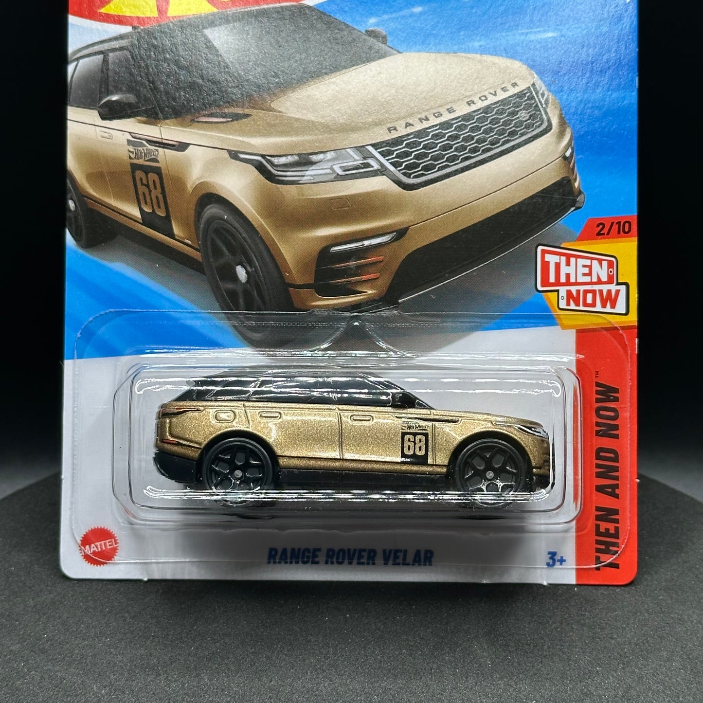 Hot Wheels Land Rover Velar Gold