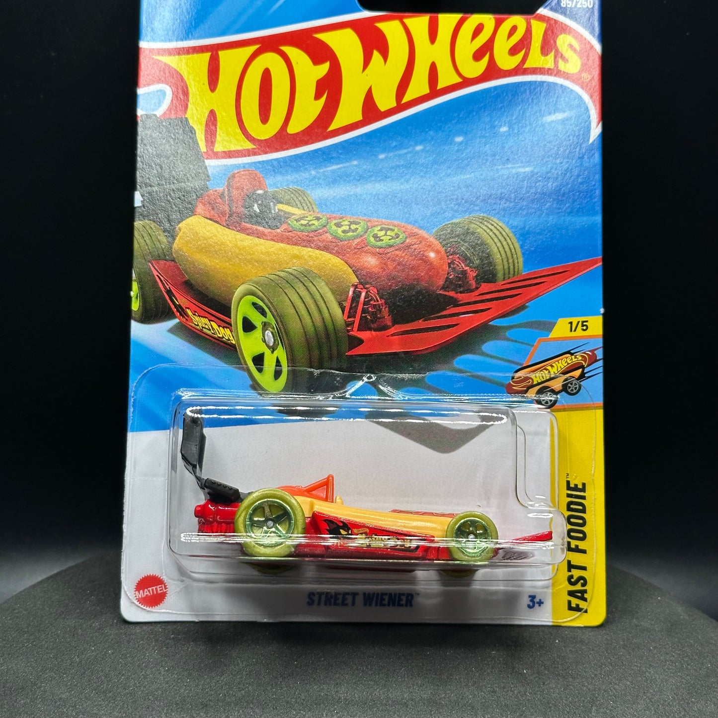 Hot Wheels Street Wiener Red Base