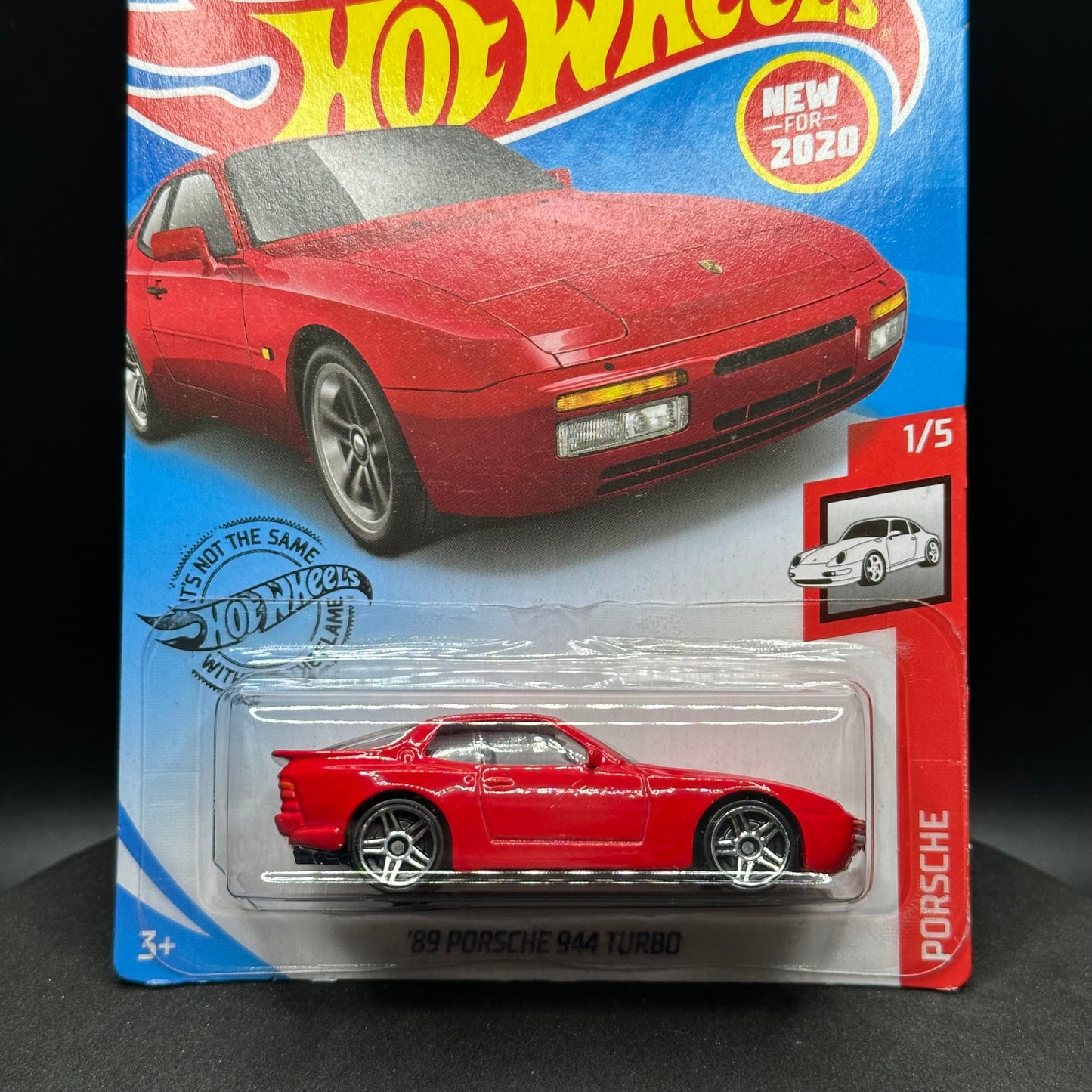 Hot Wheels ‘89 Porsche 944 Turbo Red