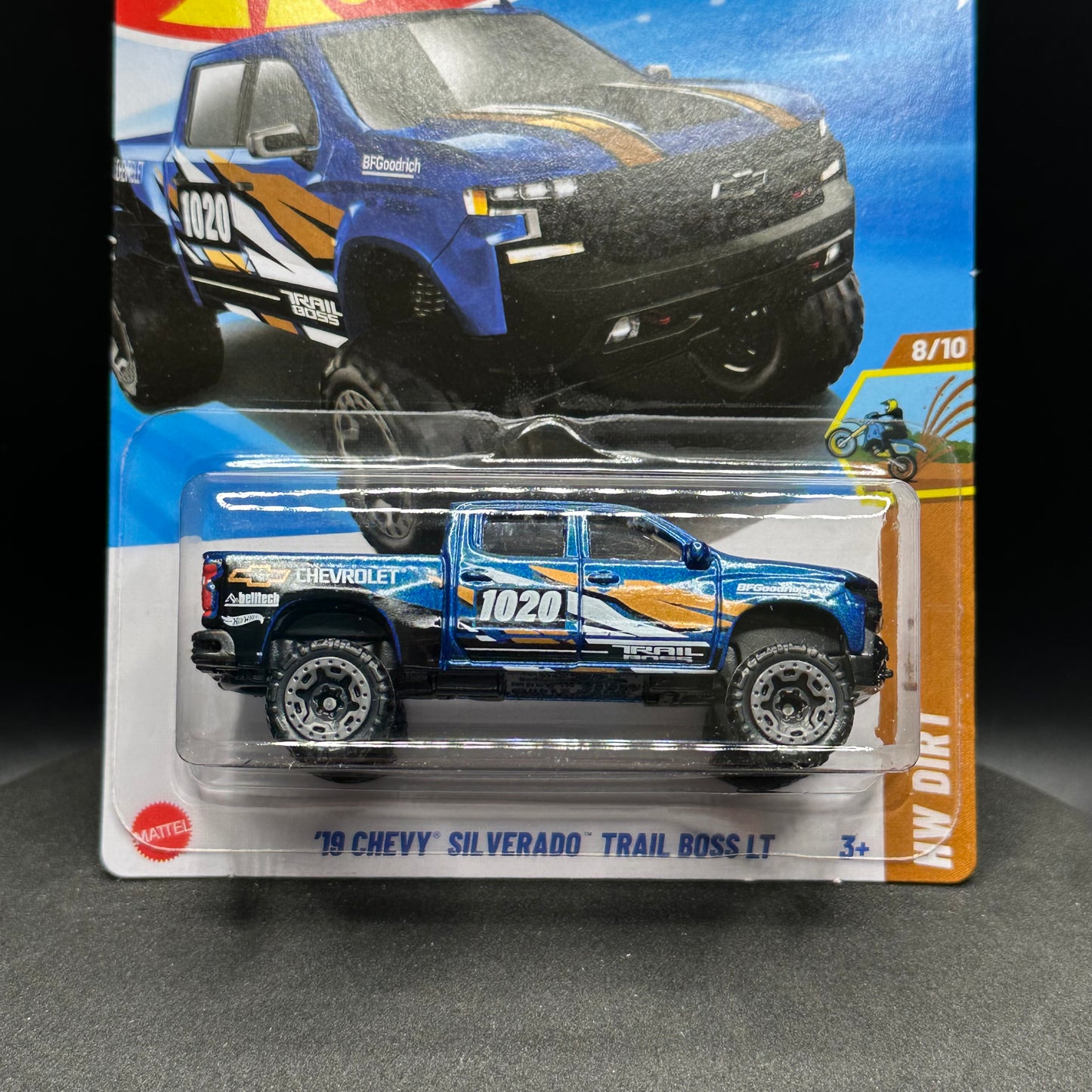 Hot Wheels Chevy Silverado Trail Boss Blue