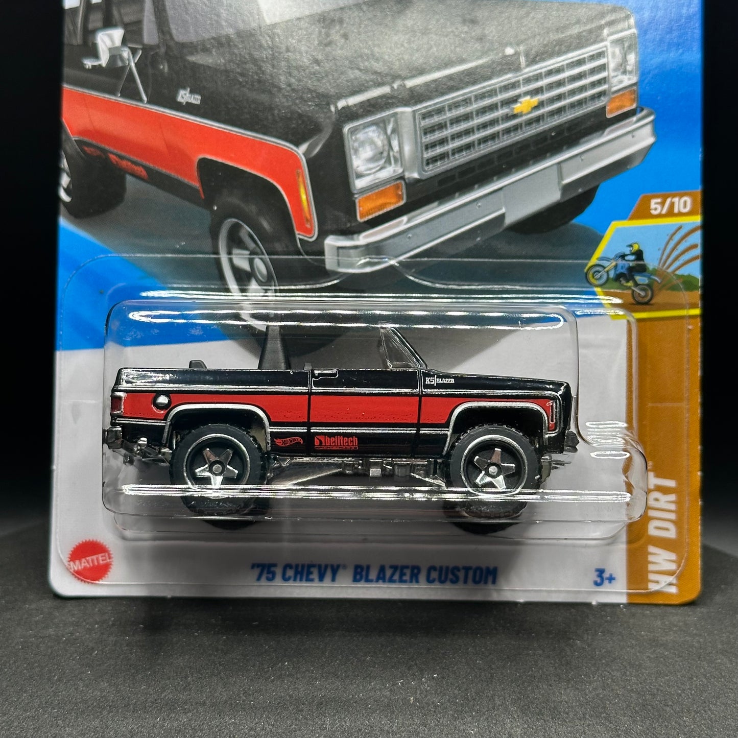 Hot Wheels Chevy Blazer Custom Black & Red