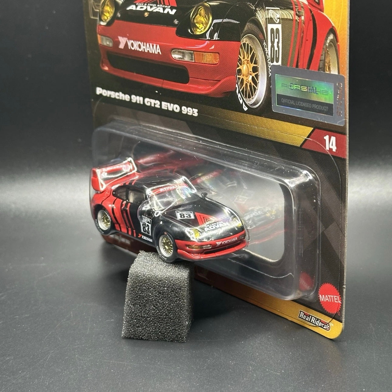 Hot Wheels Elite 64 Porsche 911 GT2 993