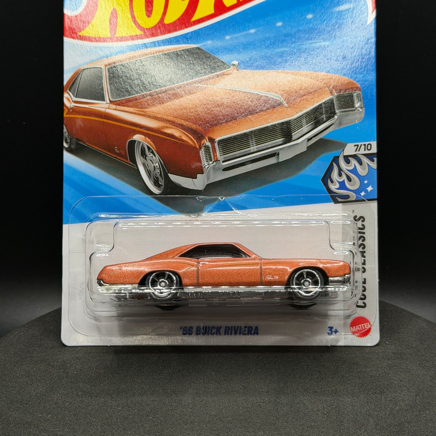 Hot Wheels ‘66 Buick Riviera Brown
