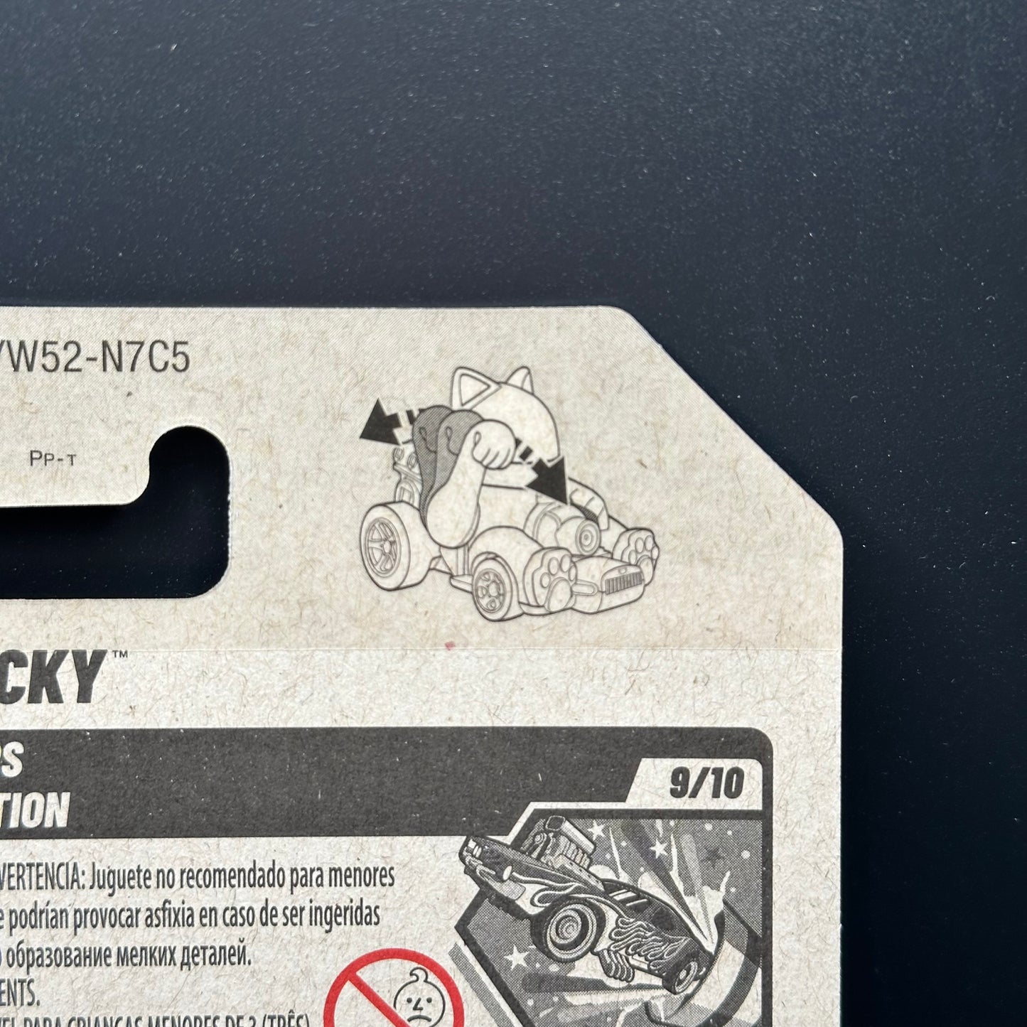 Hot Wheels Feline Lucky White