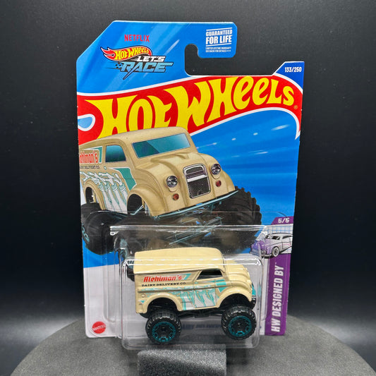 Hot Wheels Monster Dairy Delivery Tan