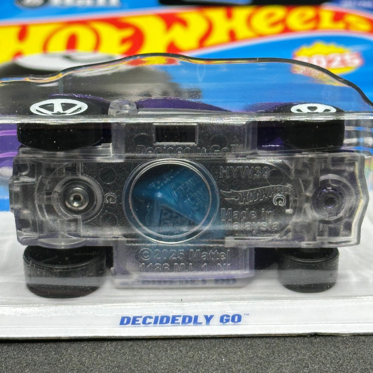 Hot Wheels Decidedly Go Magic 8 Ball