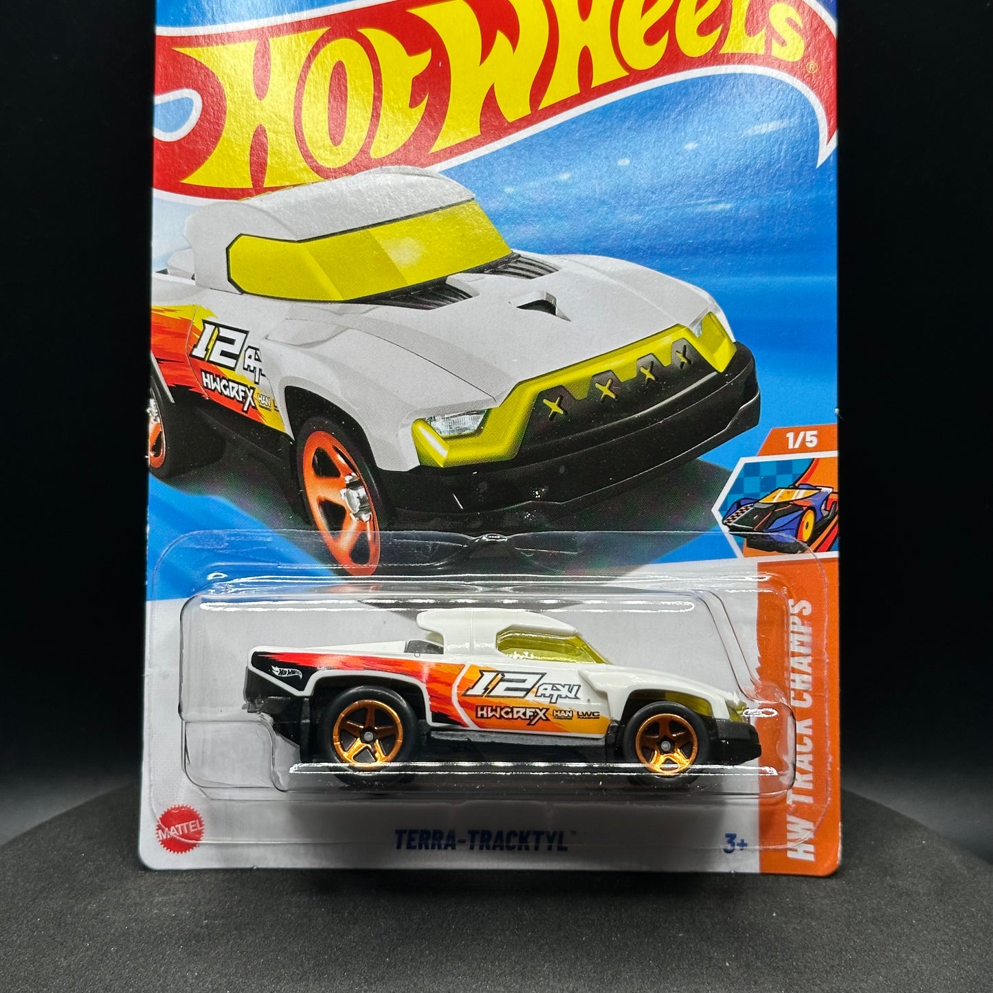 Hot Wheels Terra Tracktyl White