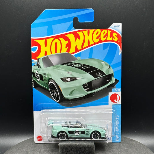 Hot Wheels Mazda MX-5 Miata Green