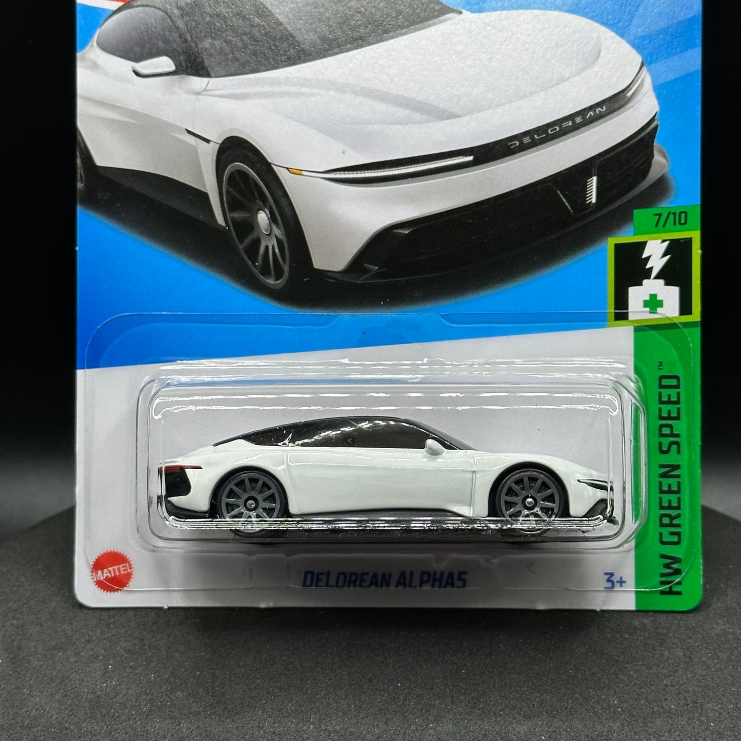 Hot Wheels DeLorean Alpha5 White