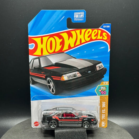 Hot Wheels ‘92 Ford Mustang Black with Red