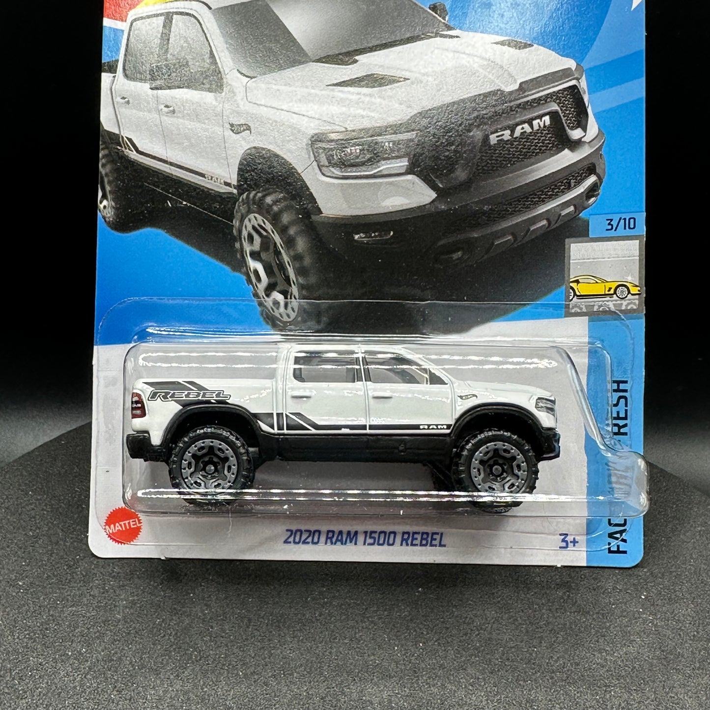 Hot Wheels Ram 1500 Rebel White