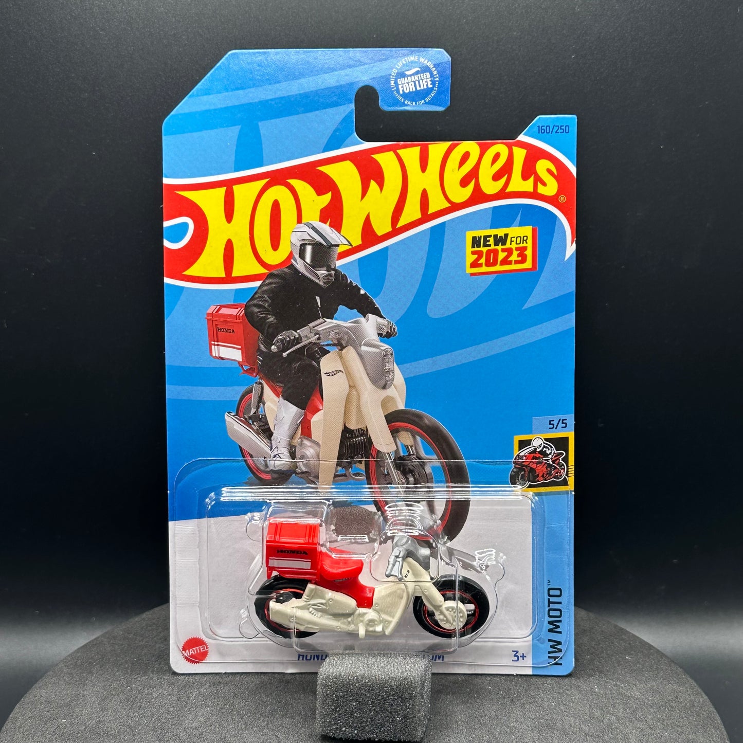 Hot Wheels Honda Super Cub Red