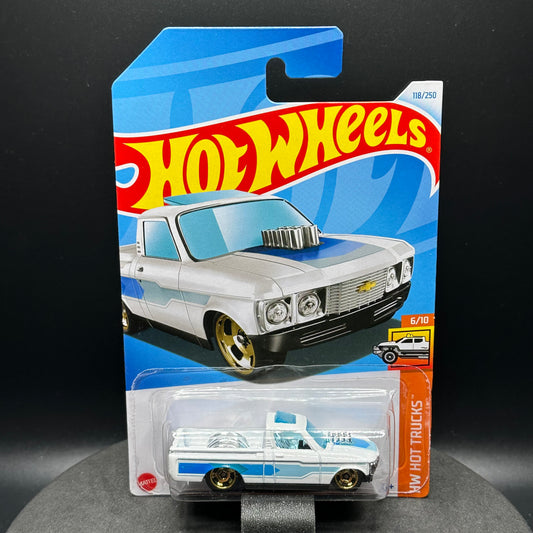 Hot Wheels ‘72 Chevy Luv White