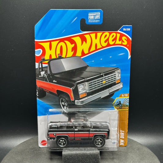 Hot Wheels Chevy Blazer Custom Black & Red