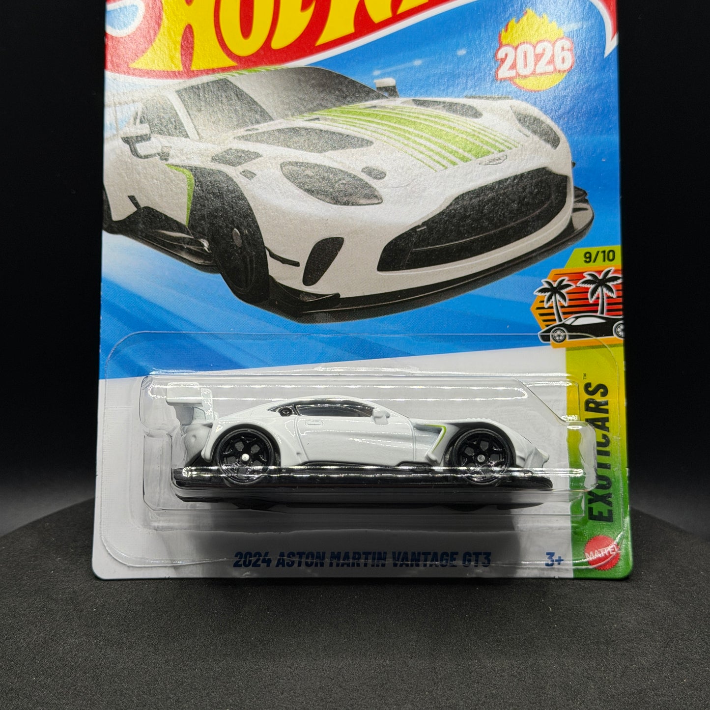 Hot Wheels 2024 Aston Martin Vantage GT3 White