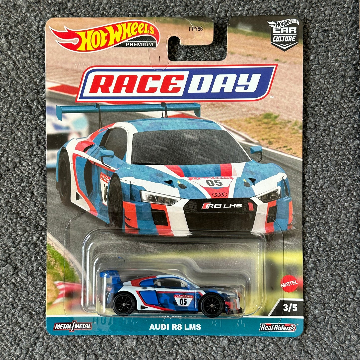 Hot Wheels Premium Race Day Set