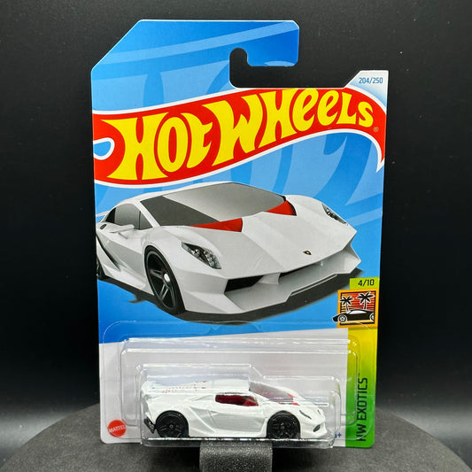 Hot Wheels Lamborghini Sesto Elemento White