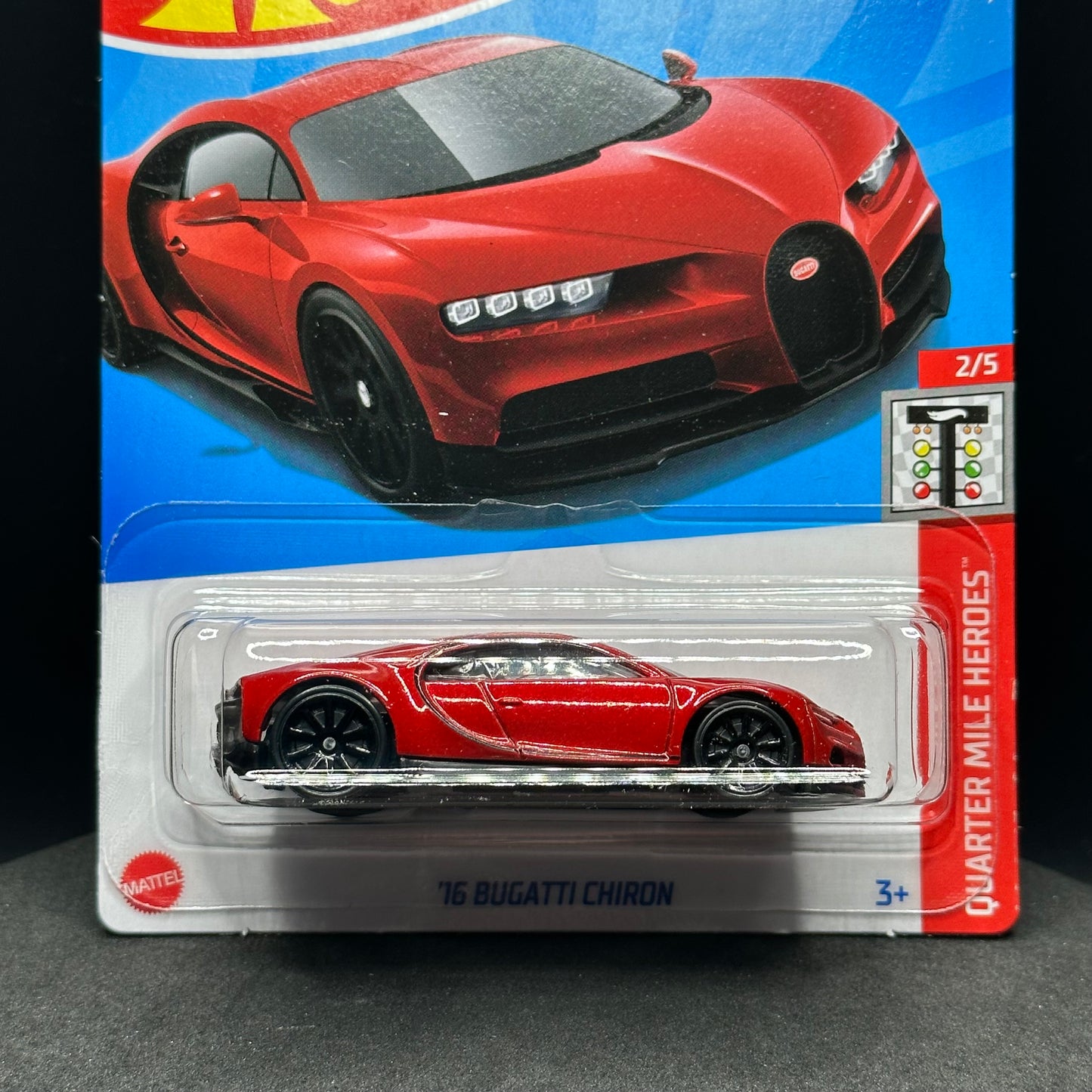 Hot Wheels ‘16 Bugatti Chiron Red