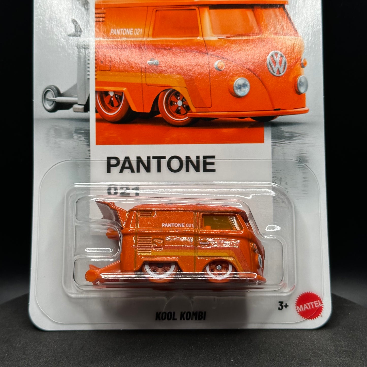Hot Wheels Pantone Kool Kombi