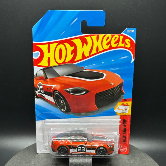 Hot Wheels 2023 Nissan Z Orange