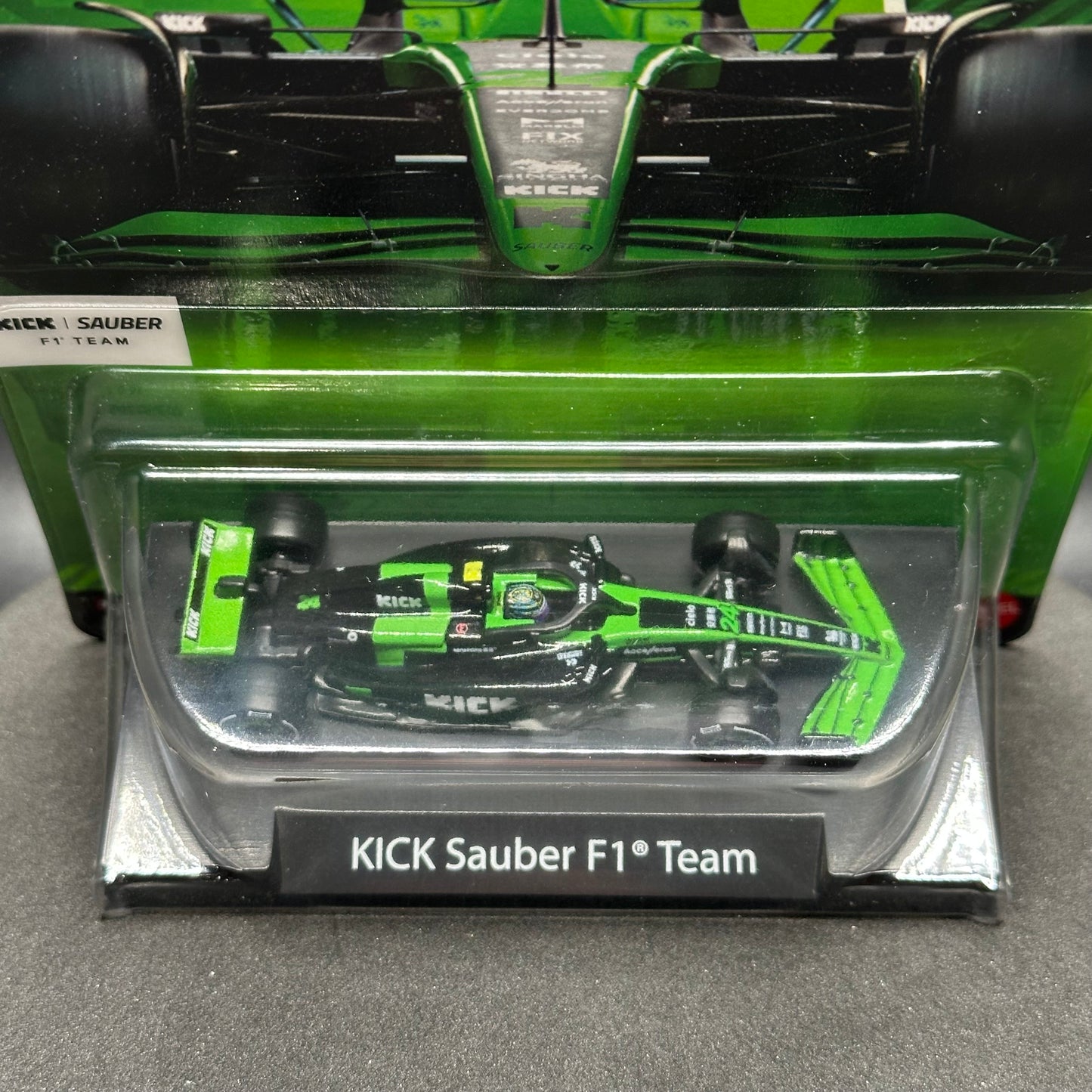 Hot Wheels Formula 1 Kick Sauber F1 Team #24