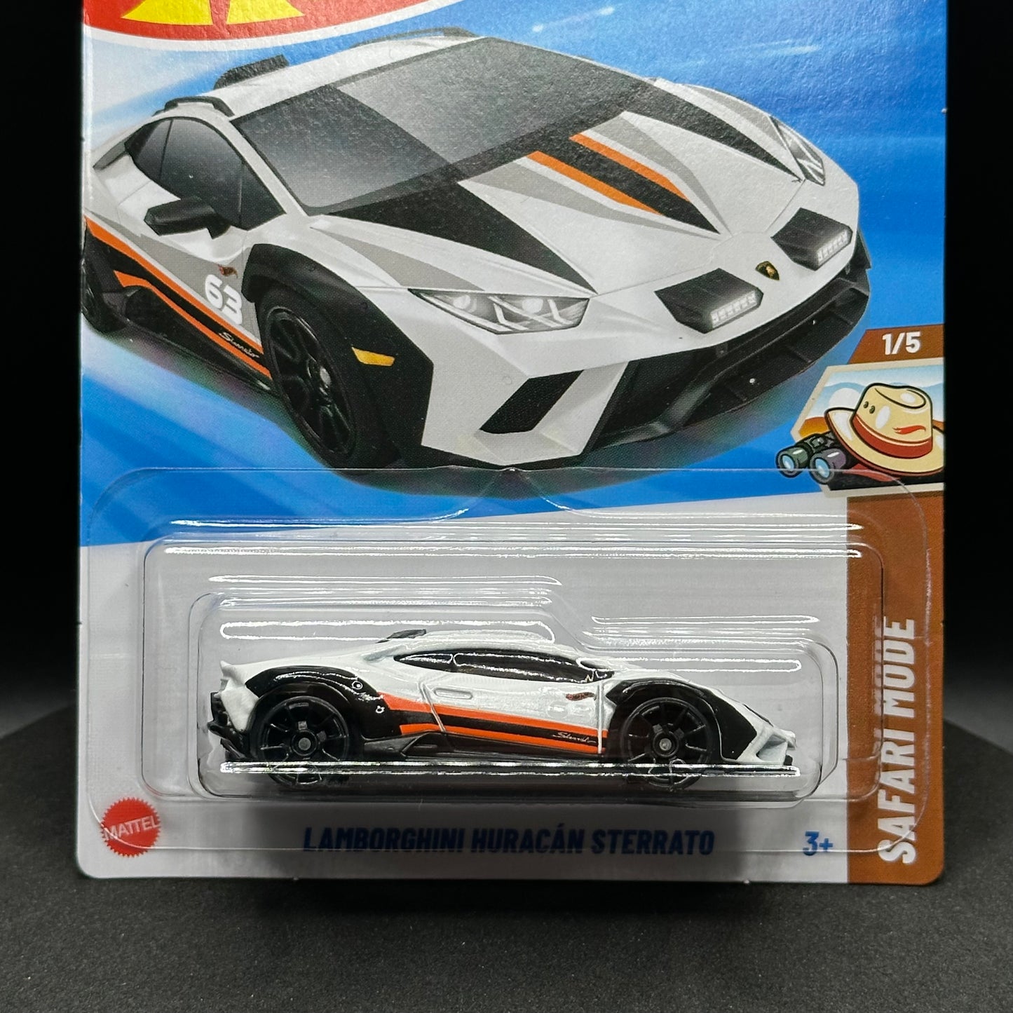 Hot Wheels Lamborghini Huracan Sterrato White