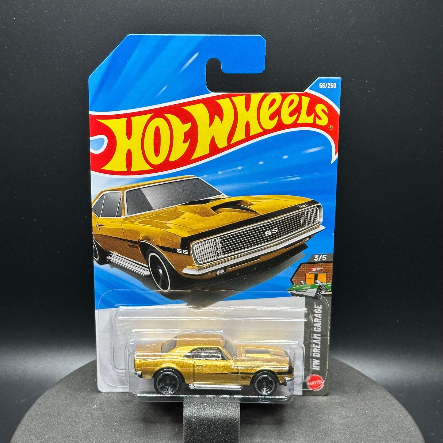 Hot Wheels ‘67 Camaro Gold