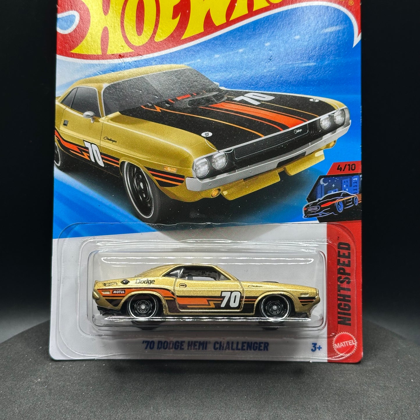 Hot Wheels ‘70 Dodge Hemi Challenger Gold