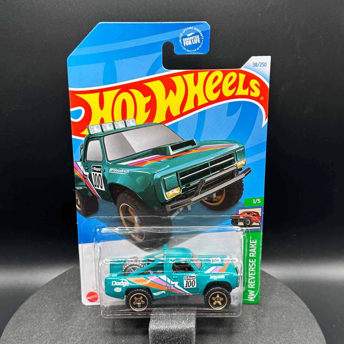 Hot Wheels ‘87 Dodge D100 Green