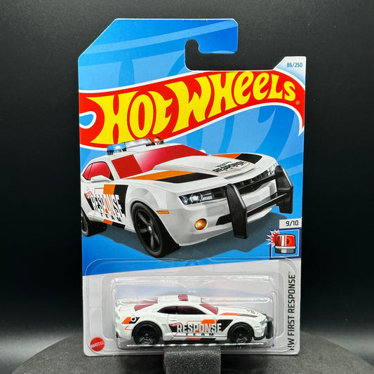 Hot Wheels ‘10 Camaro SS Response White