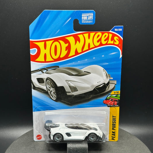Hot Wheels Czinger 21C White