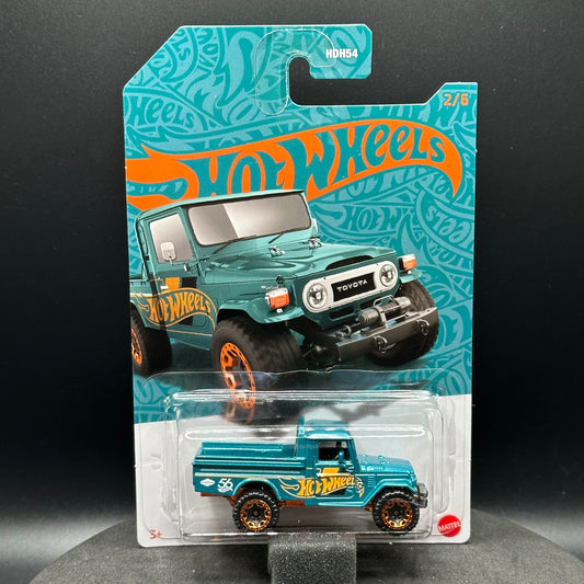 Hot Wheels Toyota Land Cruiser Pearl & Chrome