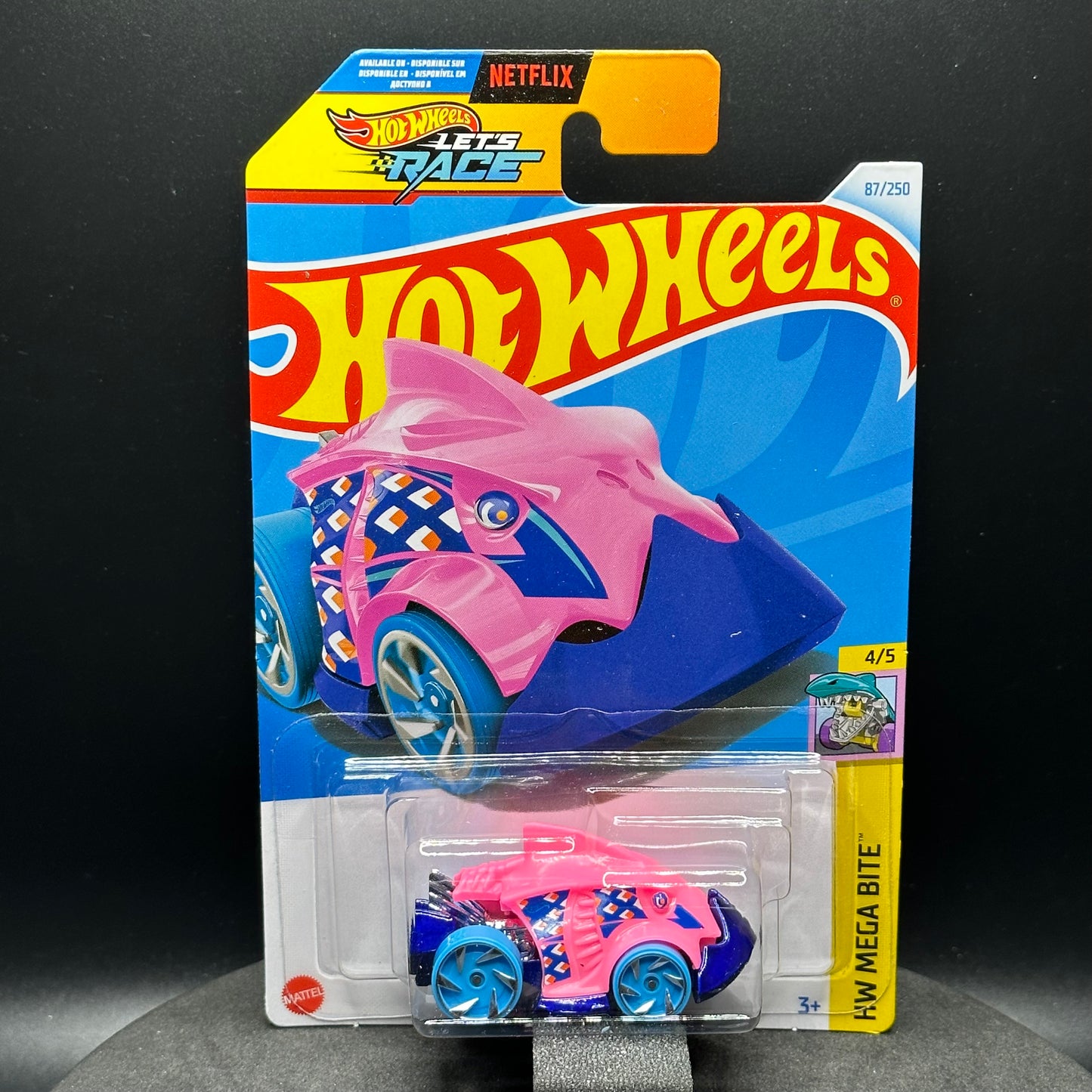 Hot Wheels Piranha Terror Pink