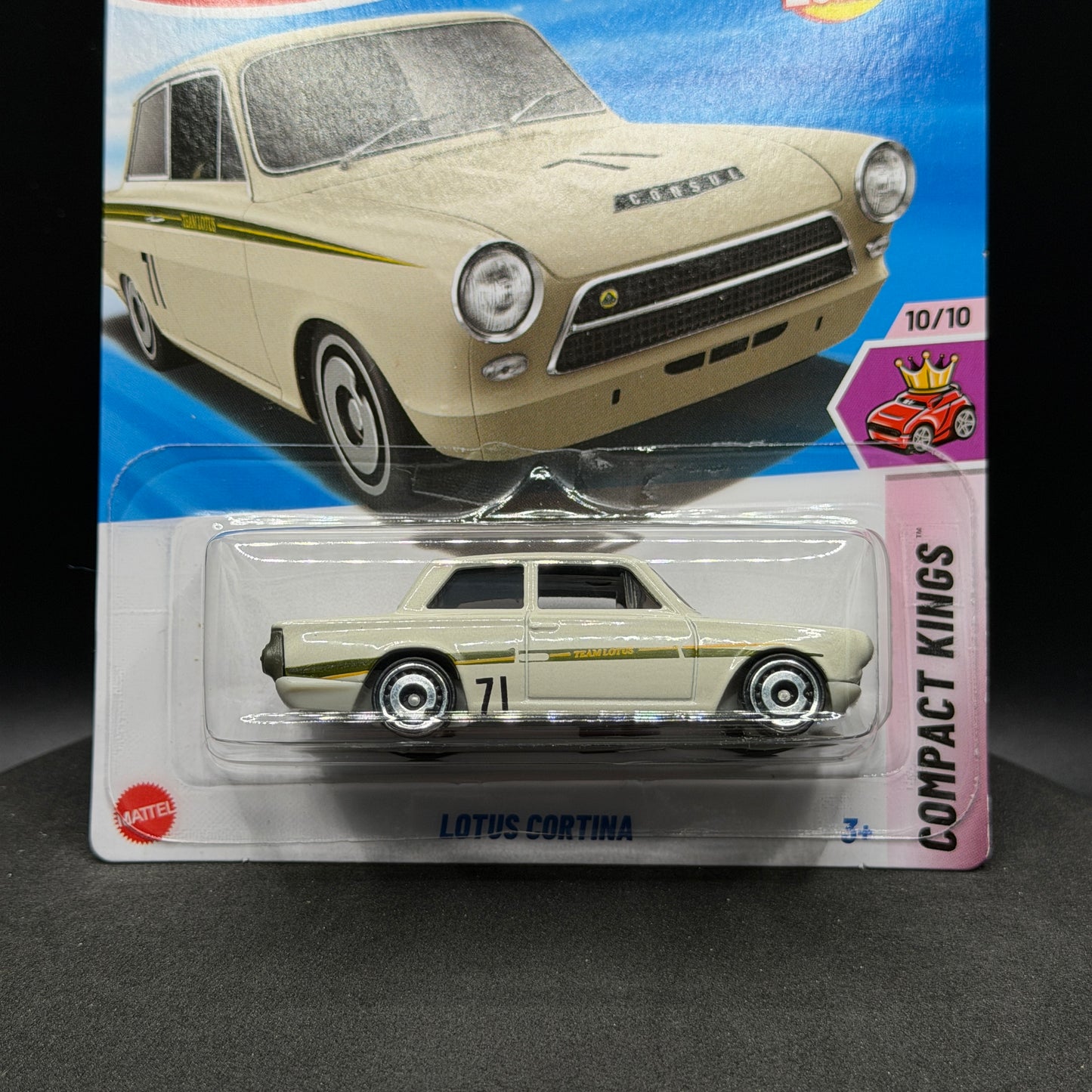 Hot Wheels Lotus Cortina Cream