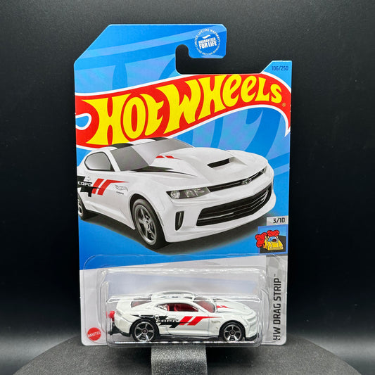 Hot Wheels ‘18 Copo Camaro SS White with black red