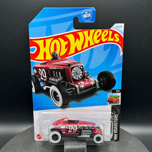 Hot Wheels Max Steel Red