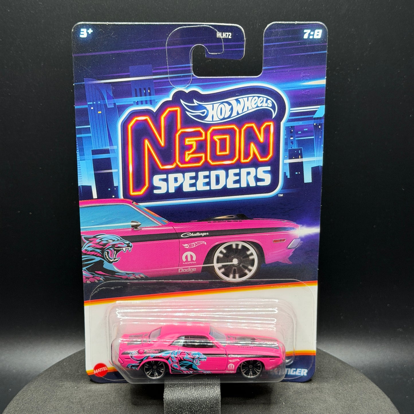 Hot Wheels ‘70 Dodge Hemi Challenger Neon Speeders