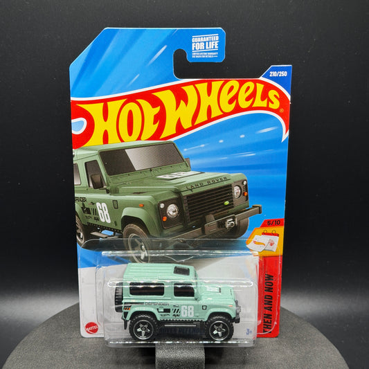Hot Wheels Land Rover Defender 90 Green