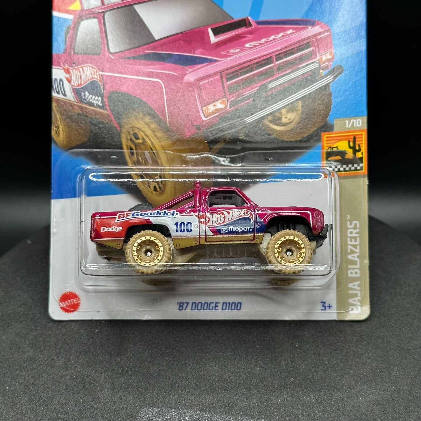 Hot Wheels Dodge D100 Pink