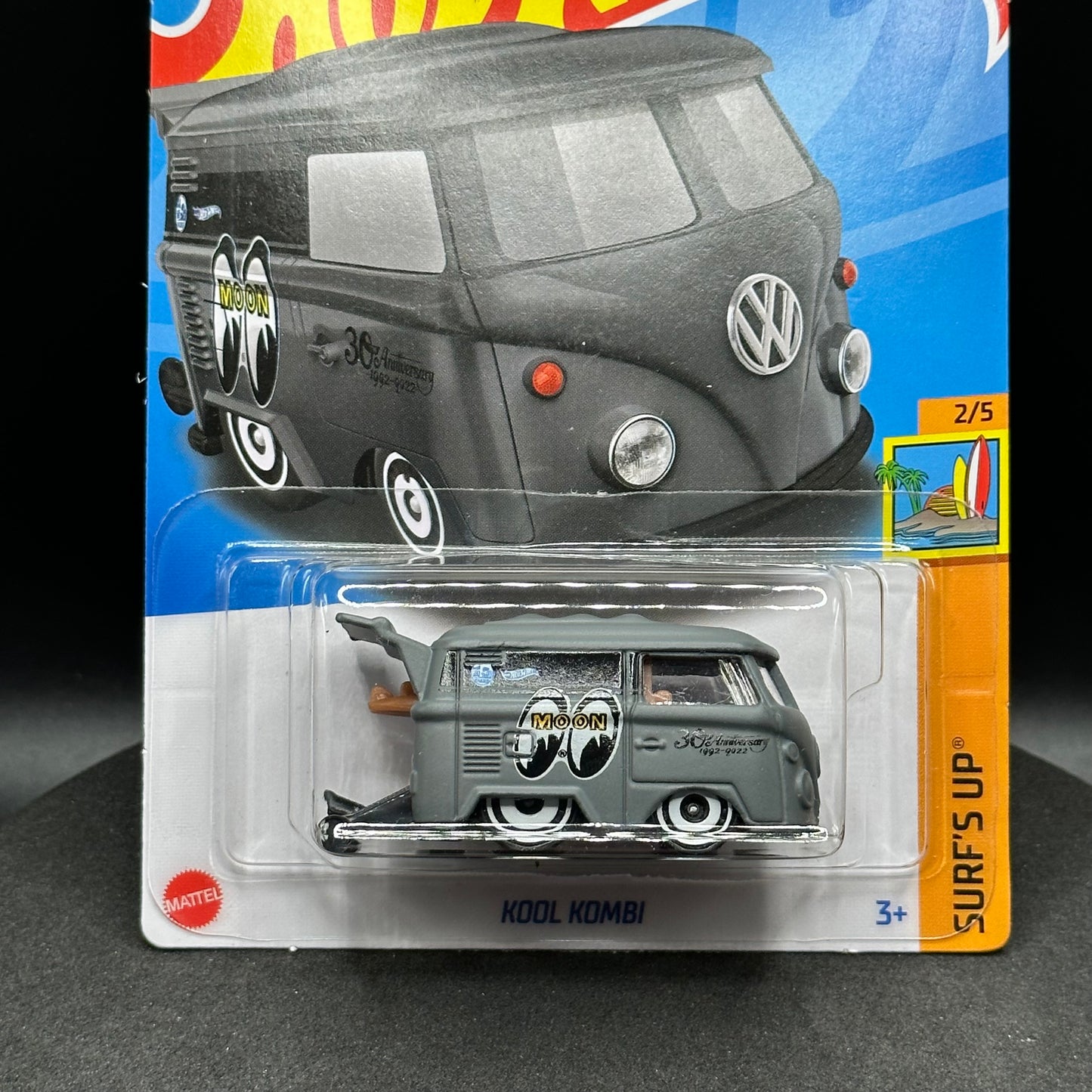 Hot Wheels Kool Kombi Moon Eyes Matte Gray