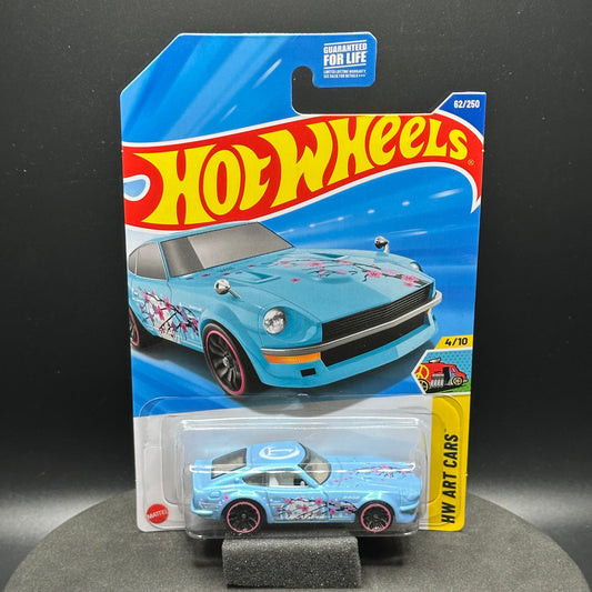 Hot Wheels Datsun 240Z Light Blue