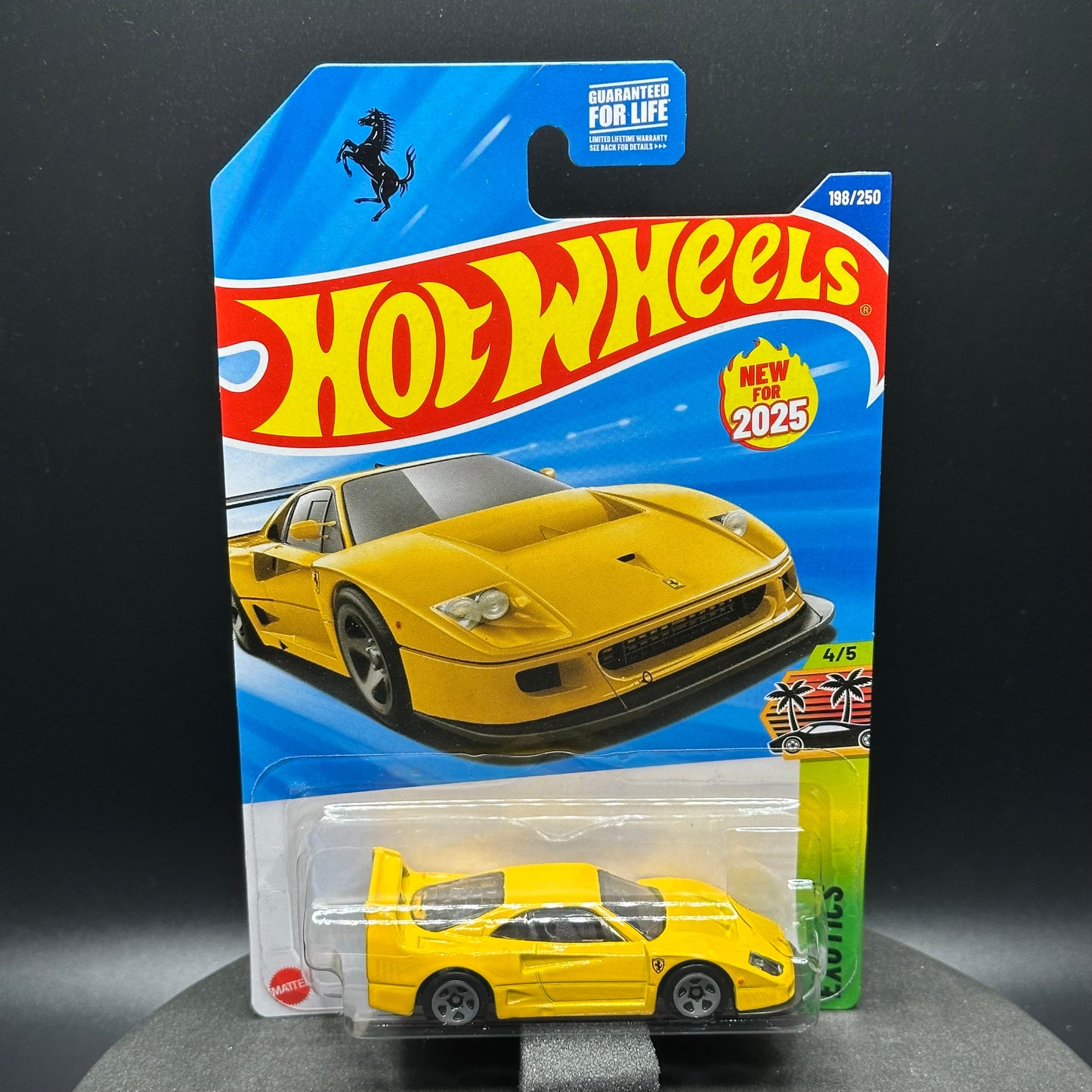 Hot Wheels Ferrari F40 Competizione Yellow