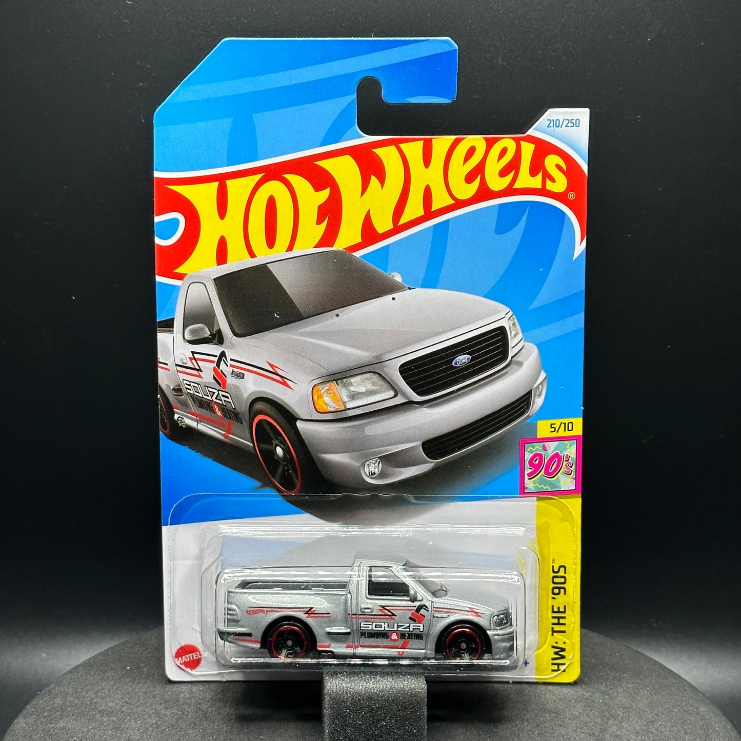 Hot Wheels ‘99 Ford SVT Lightning Silver