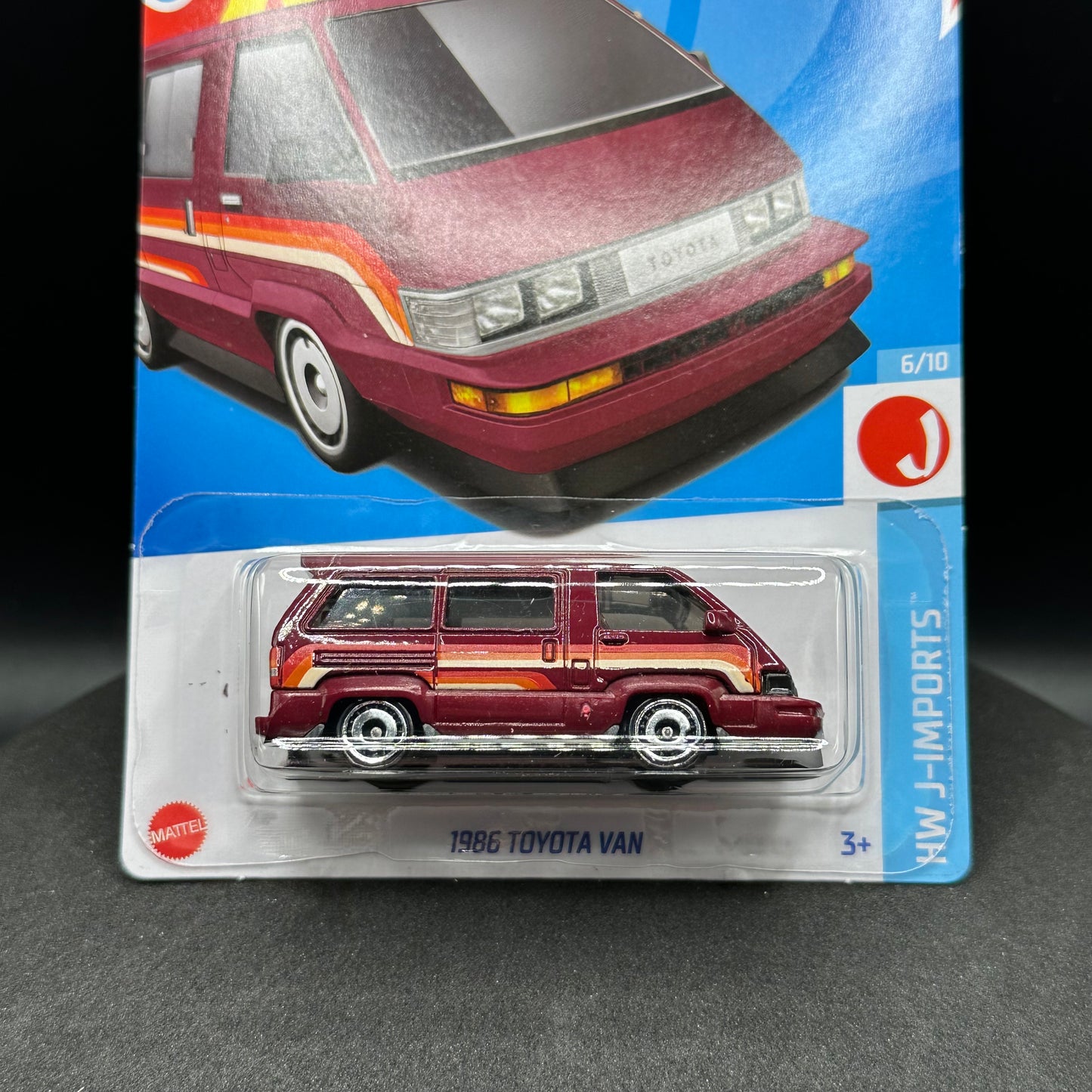 Hot Wheels 1986 Toyota Van Maroon