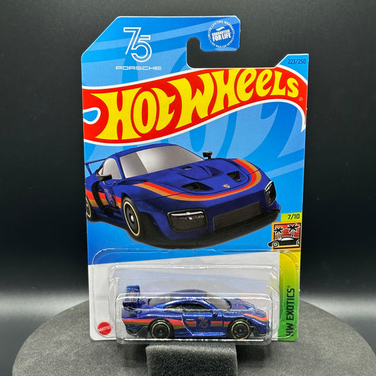 Hot Wheels Porsche 935 Blue